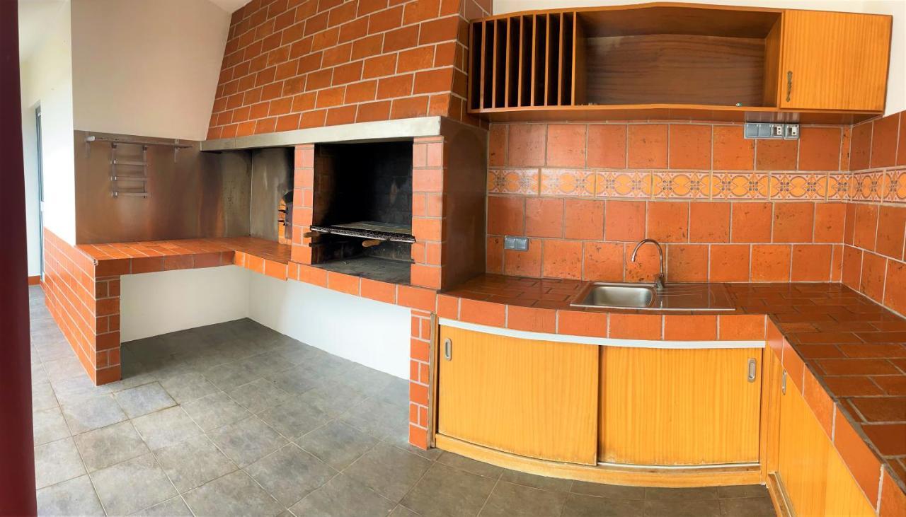 Chale D'Angra Guest House Ангра-ду-Ероїшму Екстер'єр фото