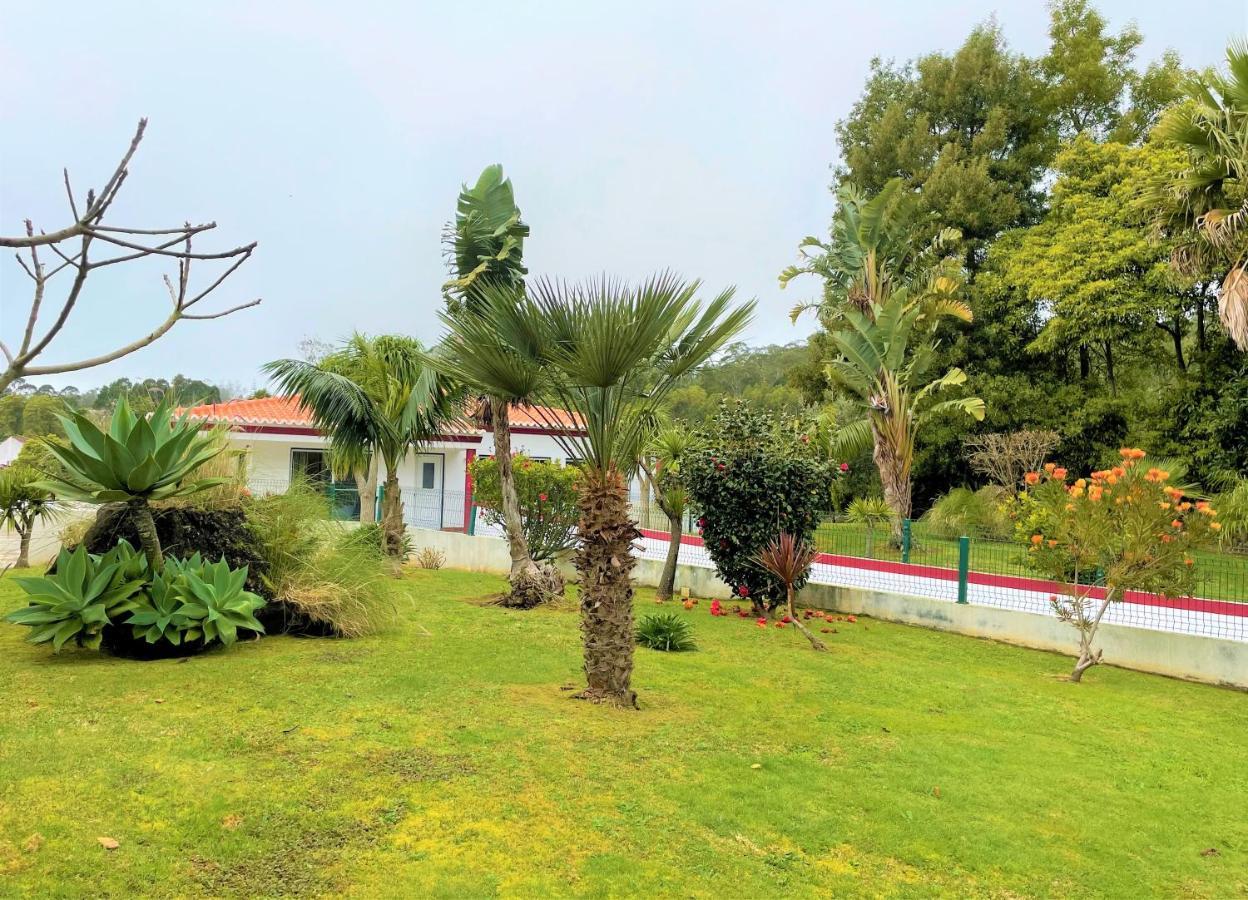Chale D'Angra Guest House Ангра-ду-Ероїшму Екстер'єр фото