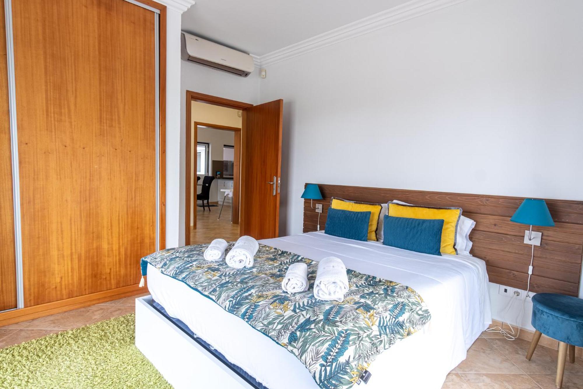 Chale D'Angra Guest House Ангра-ду-Ероїшму Екстер'єр фото